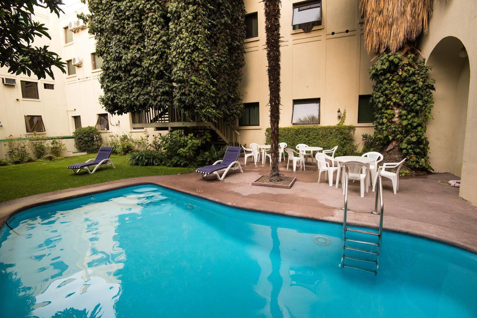 Hotel Majestic City Center Santiago de Chile Bagian luar foto